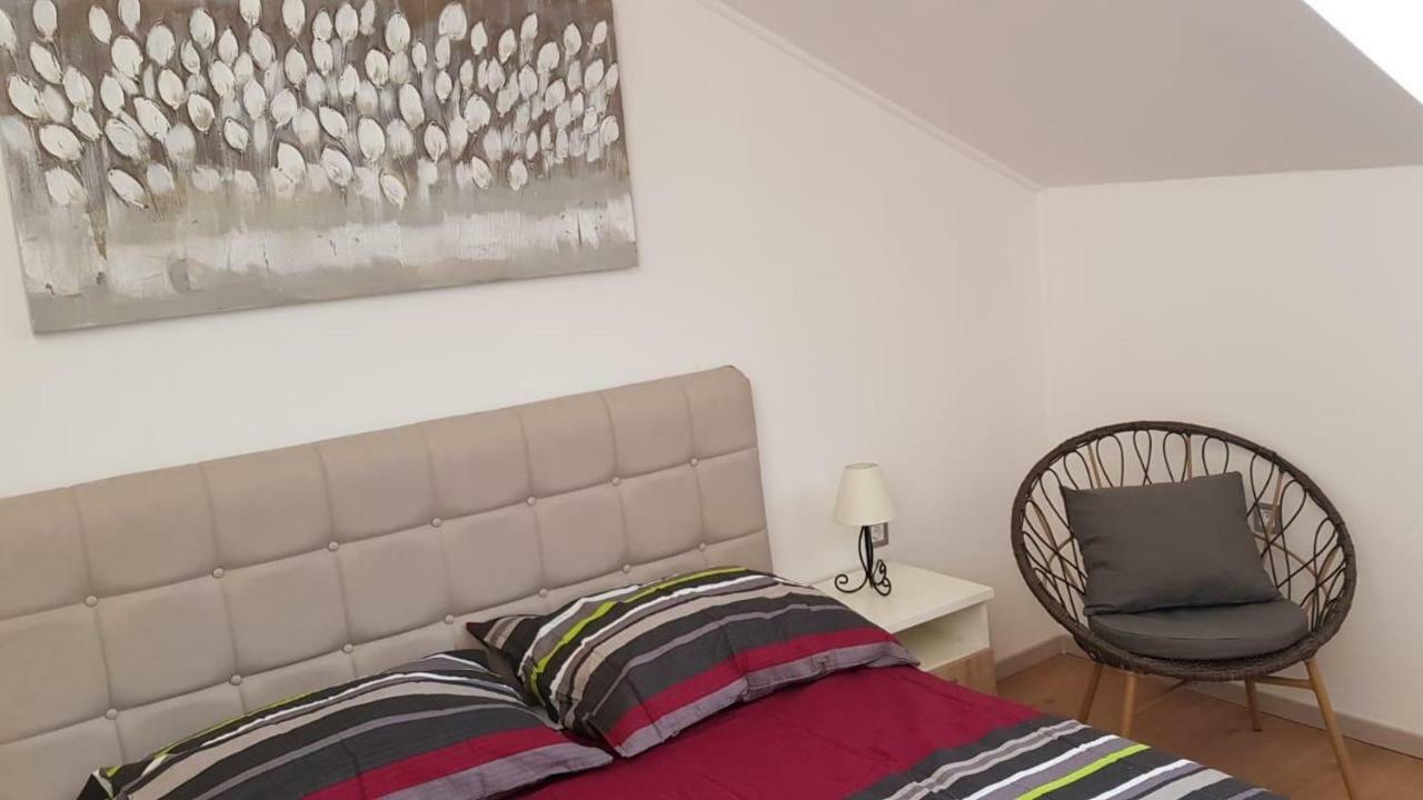 Apartmani Sanja Zaton  エクステリア 写真