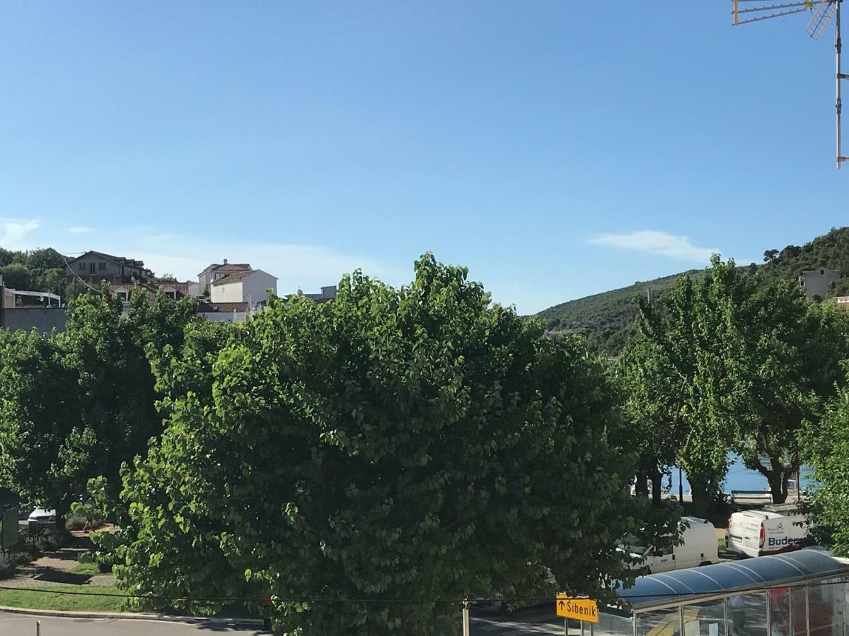 Apartmani Sanja Zaton  エクステリア 写真