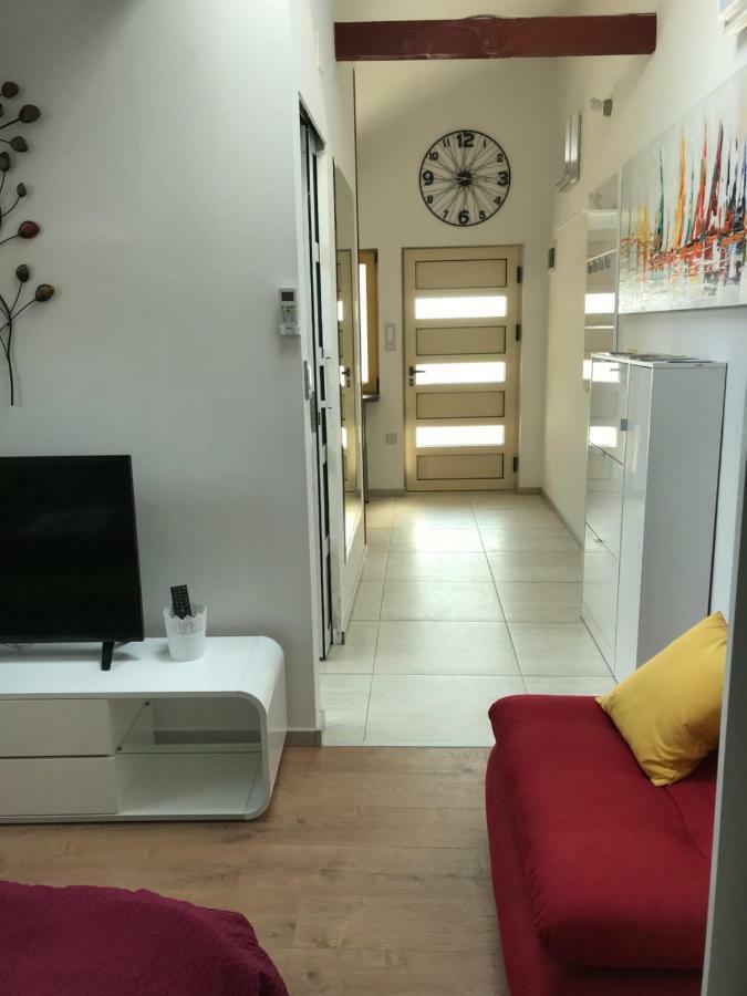 Apartmani Sanja Zaton  エクステリア 写真